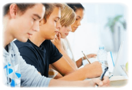 Atención personalizada para alumnos de ESO y Bachillerato en Academia Sanz